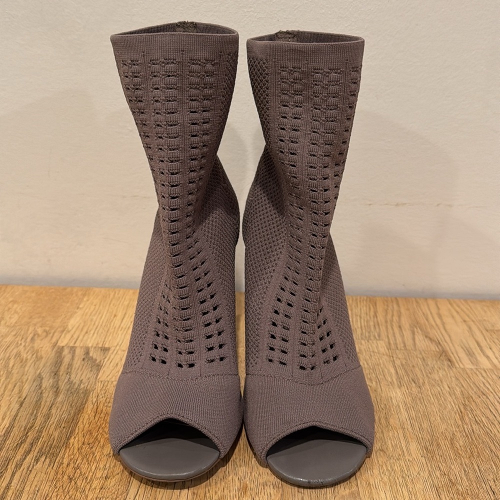 Charles by Charles David Taupe Knit Peep Toe Stiletto Booties Size 6 - Picture 3 of 9